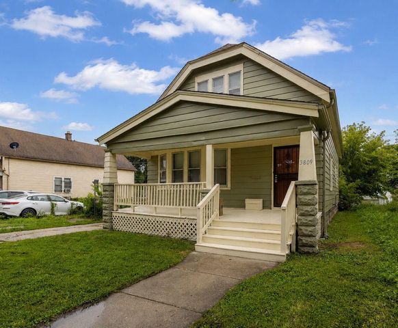 3809 N 15th STREET, Milwaukee, WI 53206