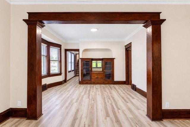 3809 N 15th STREET, Milwaukee, WI 53206