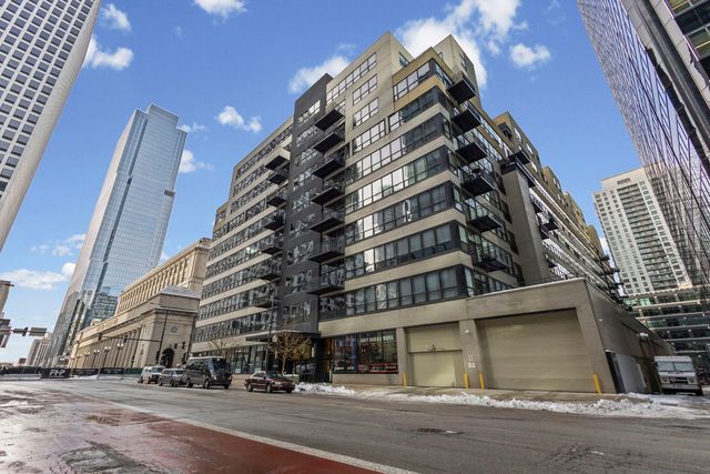 130 S CANAL Street 814, Chicago, IL 60606