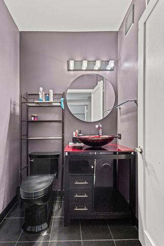 130 S CANAL Street 814, Chicago, IL 60606