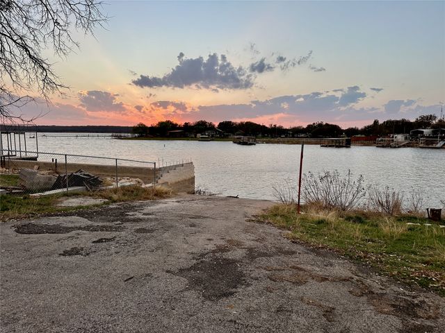 4151 Iroquois Drive, May, TX 76857