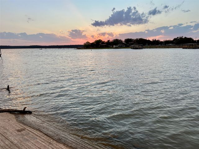 4151 Iroquois Drive, May, TX 76857