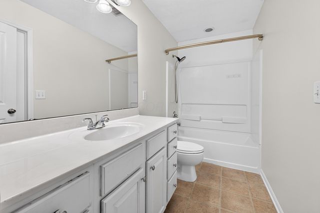 4369 Club Trail Lane, 9, Grove City, OH 43123