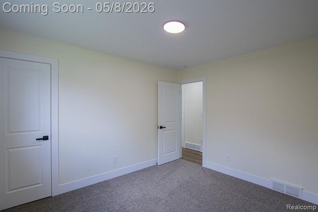 31000 Fall, Fraser, MI 48026