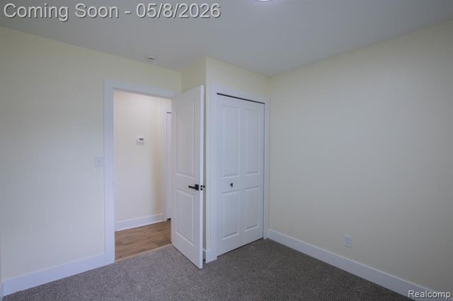 31000 Fall, Fraser, MI 48026