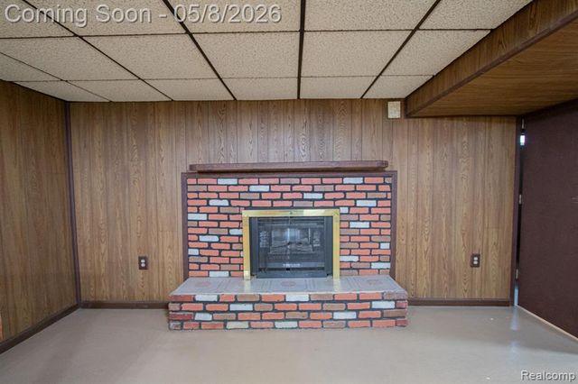 31000 Fall, Fraser, MI 48026