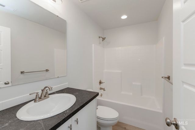 2991 E Mossy Creek Dr, Kuna, ID 83634