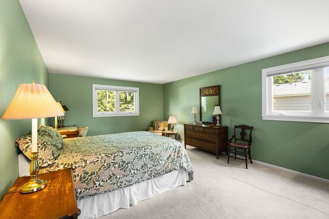 1240 Bar Harbor Terrace, Northbrook, IL 60062