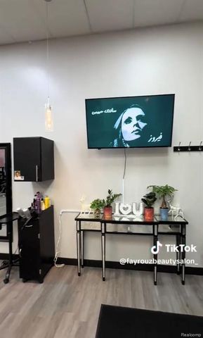 15010 W Warren, Dearborn, MI 48126