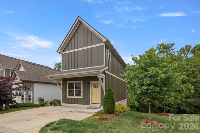 52 Wheeler Road, Weaverville, NC 28787