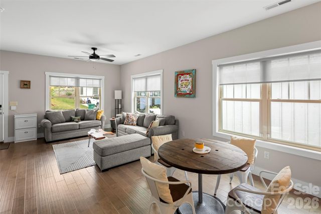 52 Wheeler Road, Weaverville, NC 28787