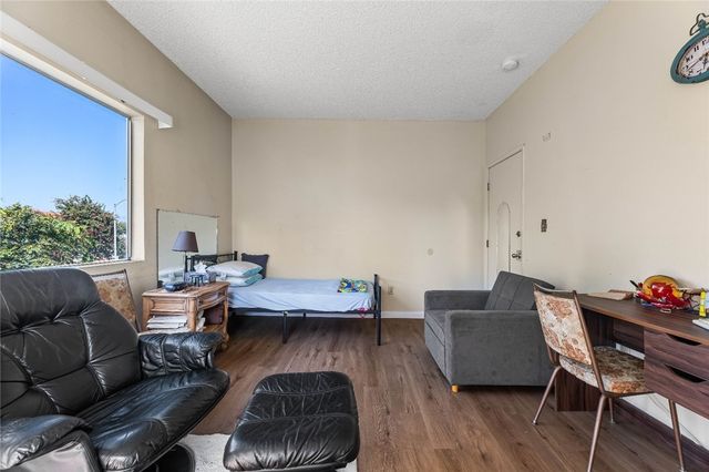 1858 S Orange Drive, Los Angeles, CA 90019