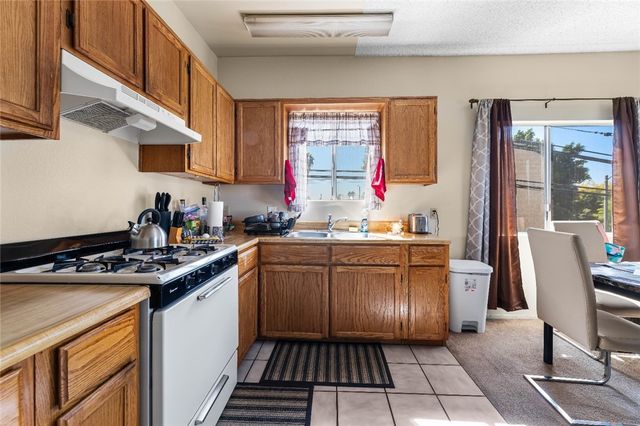 1858 S Orange Drive, Los Angeles, CA 90019