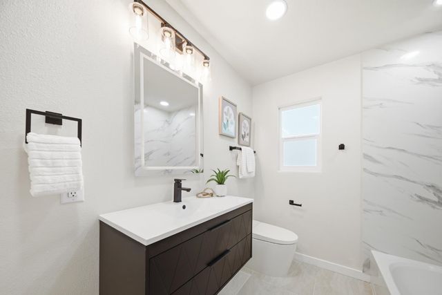 1806 Teresa St, Modesto, CA 95350