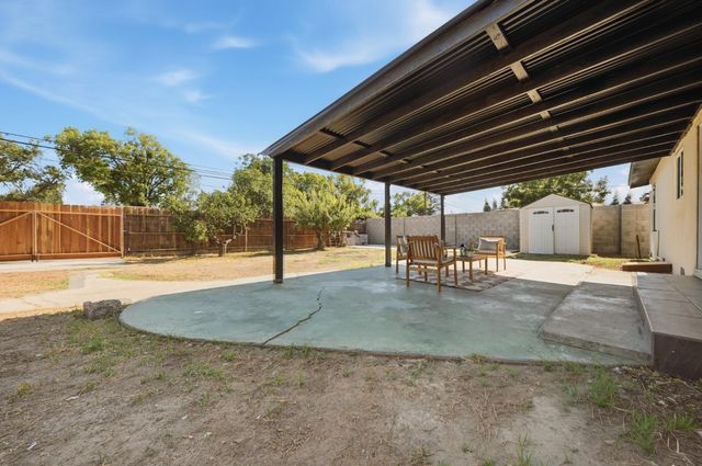 1806 Teresa St, Modesto, CA 95350