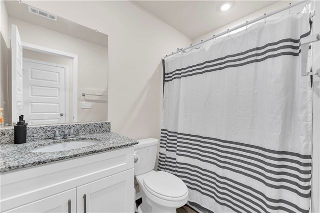 5528 Steamboat Avenue, Springdale, AR 72764