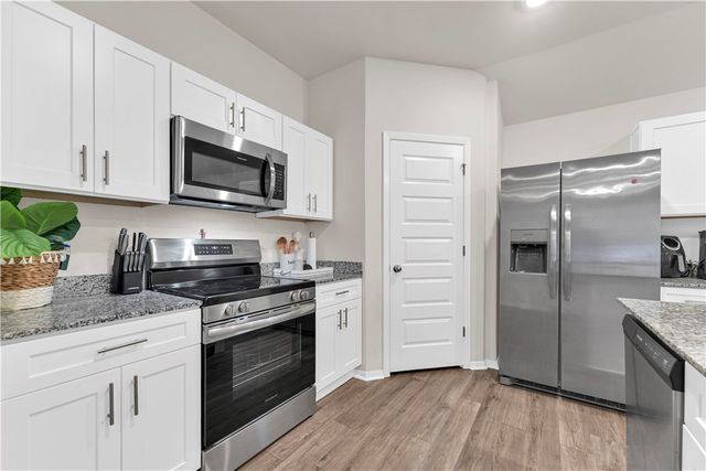 5528 Steamboat Avenue, Springdale, AR 72764