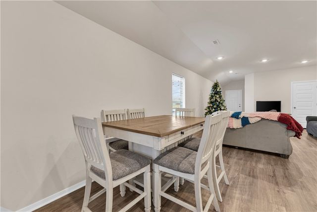 5528 Steamboat Avenue, Springdale, AR 72764