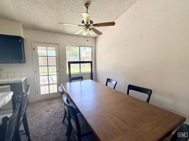 5809 Lugene Avenue, Bakersfield, CA 93313
