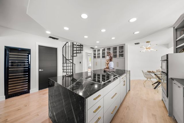231 Oak Hill Drive, Trophy Club, TX 76262