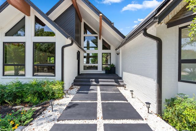 231 Oak Hill Drive, Trophy Club, TX 76262