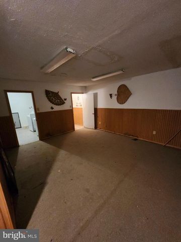 1317 BARNABY TER SE, Washington, DC 20032