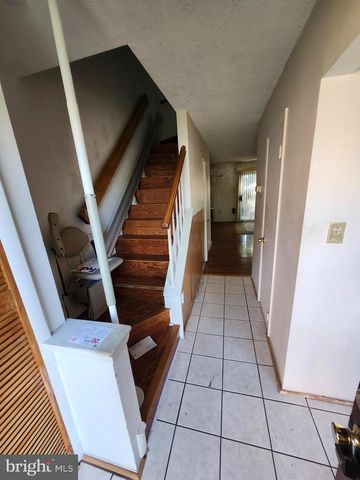 1317 BARNABY TER SE, Washington, DC 20032