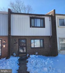 1317 BARNABY TER SE, Washington, DC 20032