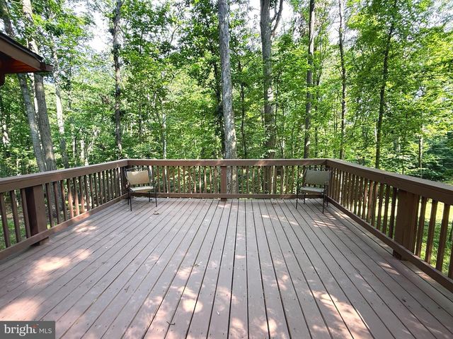 88 BUSHY TAIL TRL, Hedgesville, WV 25427