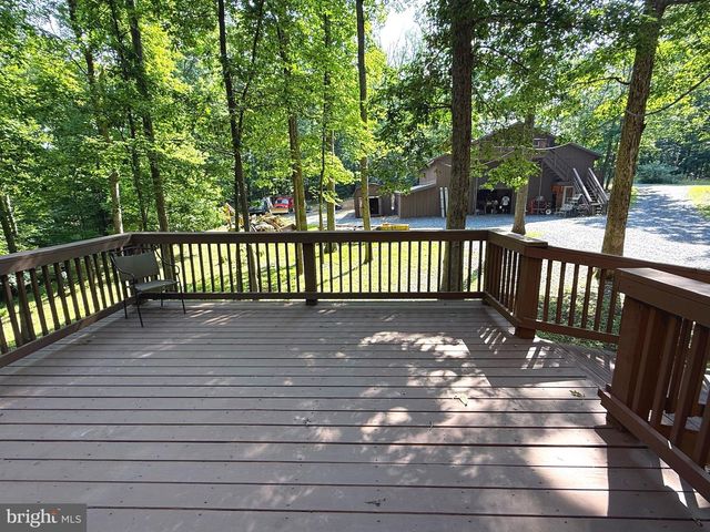 88 BUSHY TAIL TRL, Hedgesville, WV 25427