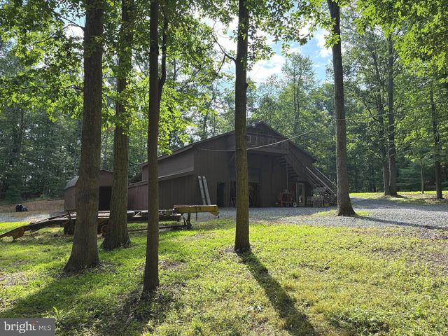88 BUSHY TAIL TRL, Hedgesville, WV 25427
