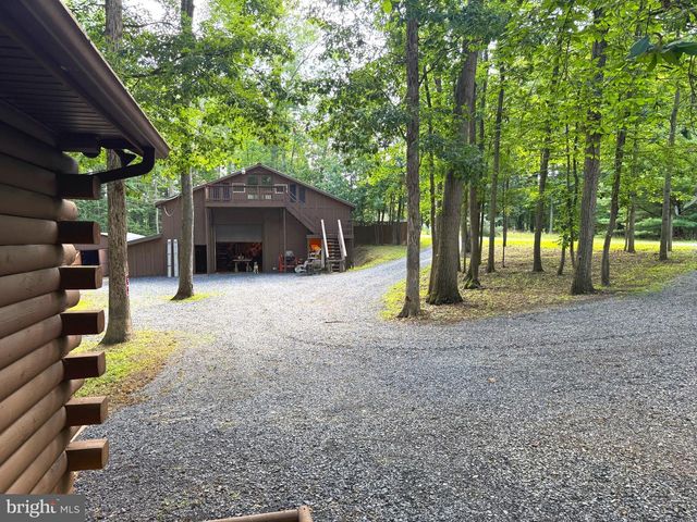 88 BUSHY TAIL TRL, Hedgesville, WV 25427