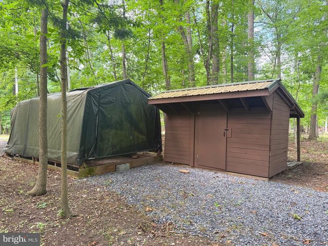 88 BUSHY TAIL TRL, Hedgesville, WV 25427
