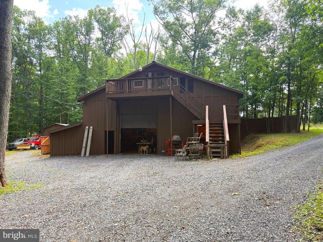 88 BUSHY TAIL TRL, Hedgesville, WV 25427