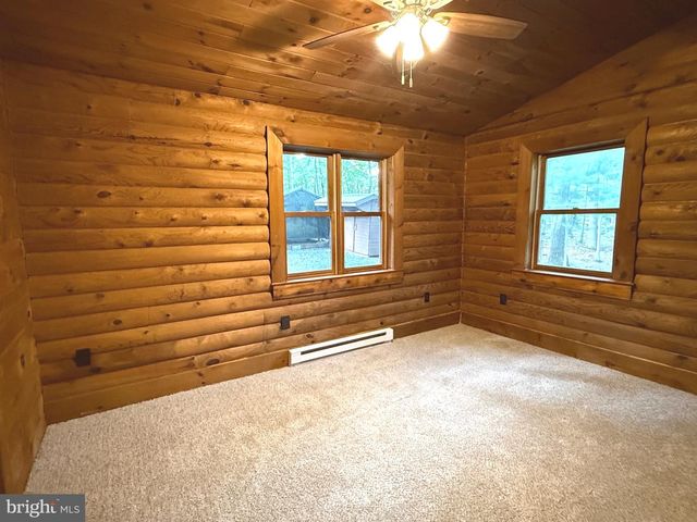 88 BUSHY TAIL TRL, Hedgesville, WV 25427