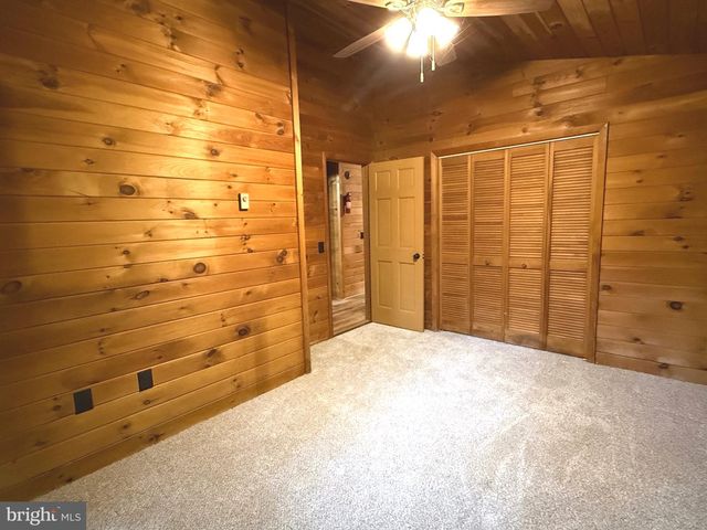 88 BUSHY TAIL TRL, Hedgesville, WV 25427