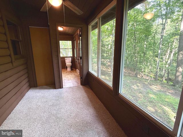 88 BUSHY TAIL TRL, Hedgesville, WV 25427