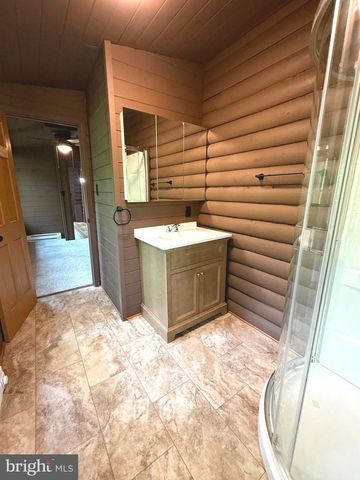 88 BUSHY TAIL TRL, Hedgesville, WV 25427
