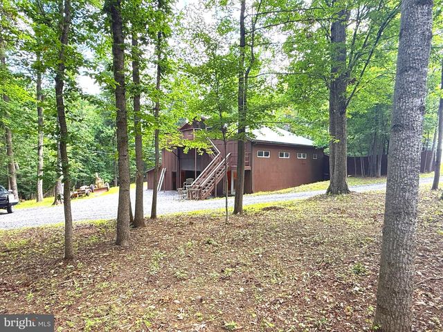 88 BUSHY TAIL TRL, Hedgesville, WV 25427