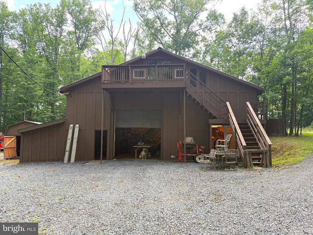 88 BUSHY TAIL TRL, Hedgesville, WV 25427