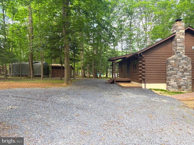 88 BUSHY TAIL TRL, Hedgesville, WV 25427