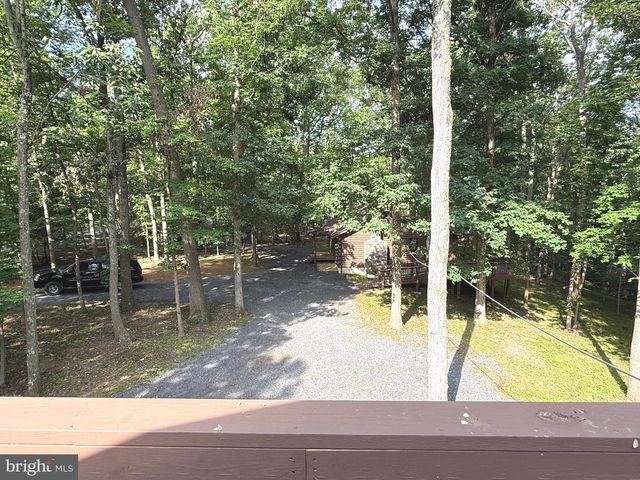 88 BUSHY TAIL TRL, Hedgesville, WV 25427