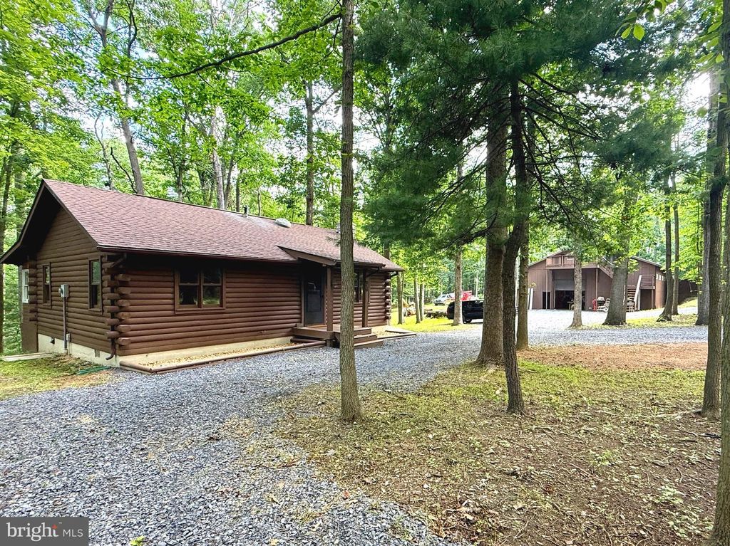 88 BUSHY TAIL TRL, Hedgesville, WV 25427