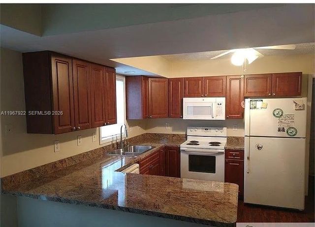 1600 SW 44th Avenue, Fort Lauderdale, FL 33317