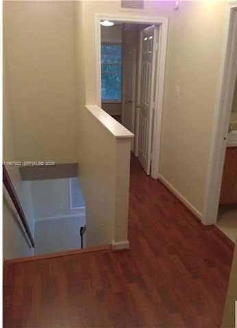 1600 SW 44th Avenue, Fort Lauderdale, FL 33317