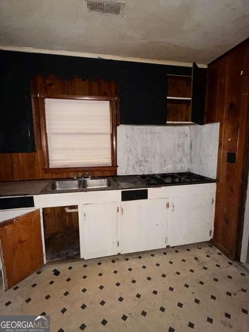 6 Elliott Circle NW, Rome, GA 30165