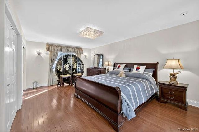 12 Donna Drive, Upper Brookville, NY 11771