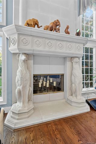 12 Donna Drive, Upper Brookville, NY 11771