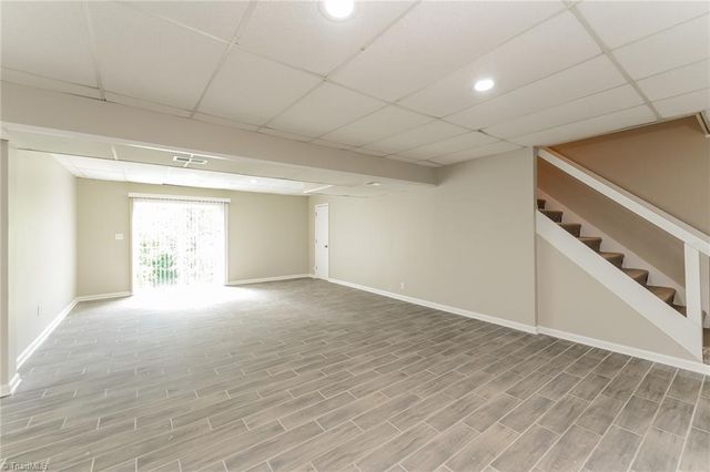 2359 Oakton Drive, Clemmons, NC 27012