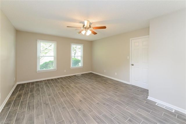 2359 Oakton Drive, Clemmons, NC 27012